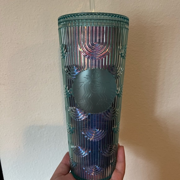 Spring 2022 Starbucks Iridescent Mermaid Scaled Cup - Picture 1 of 5